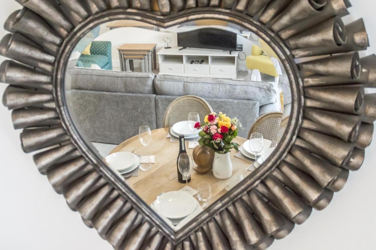 Milford Street - 5 Bedroom Luxurious Holiday Home - Saundersfoot Exterior foto